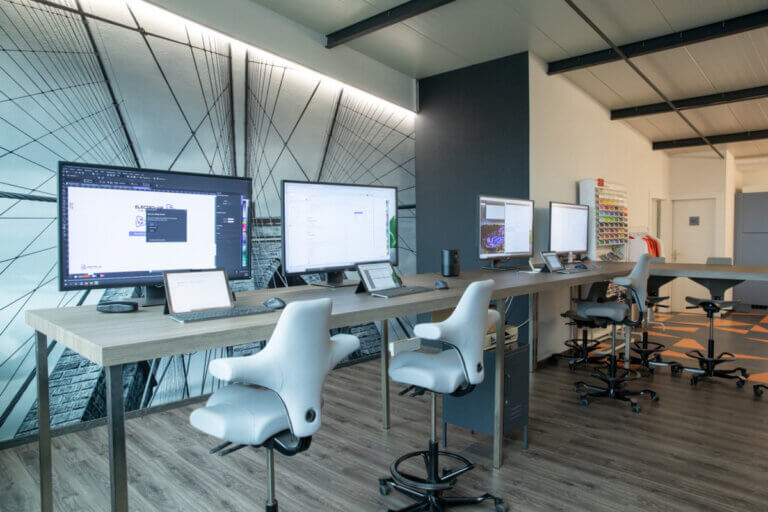 Espace de travail de l'entreprise PubAdhesive