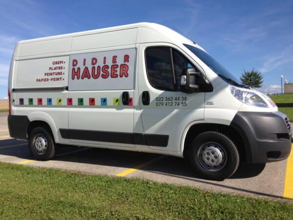 Camionnette Didier Hauser pour peinture et décoration.