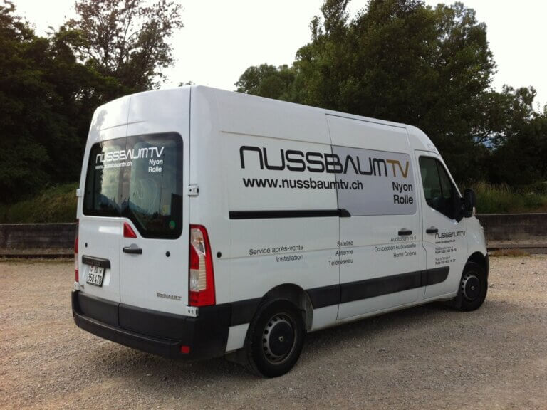 Véhicule de Nussbaum TV.